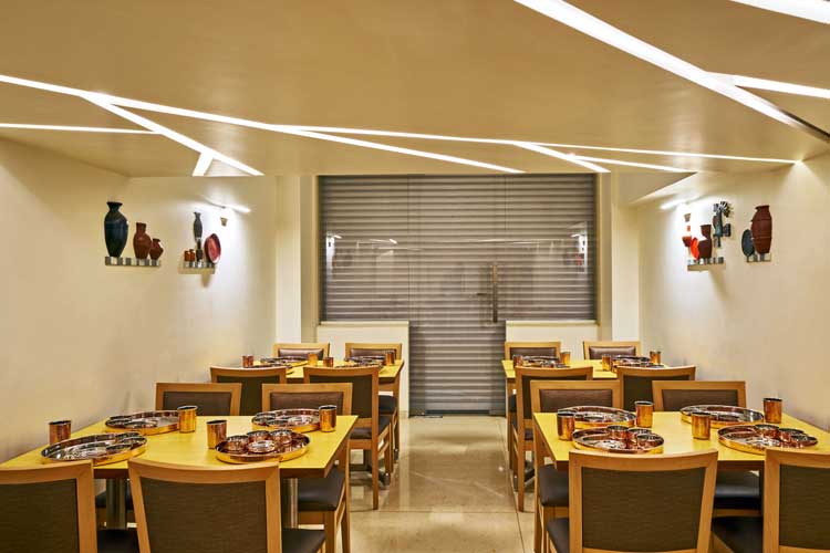 Authentic Kolhapuri Veg & Non Veg Restaurant